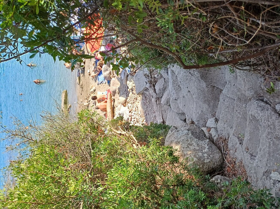 Spiaggia Compoltitu-博萨必去景点