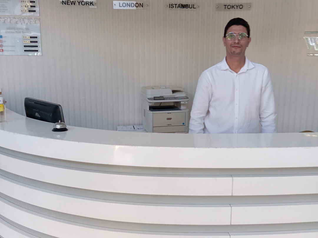 White Line Boutique Hotel主图