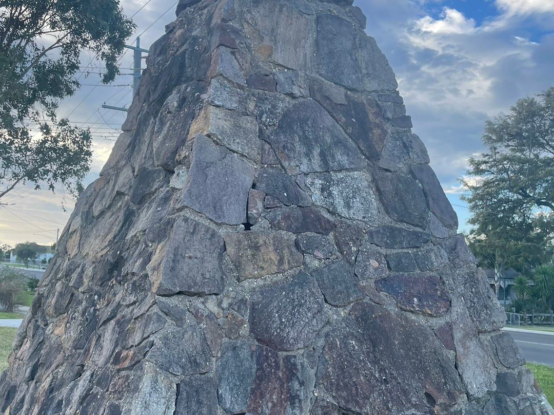 Strzelecki & Mc Millan Monument-Heyfield必去景点