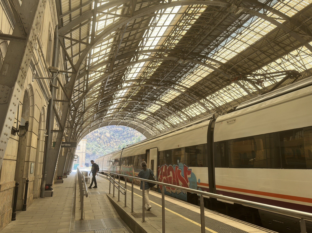 Portbou Railway Station-Portbou必去景点
