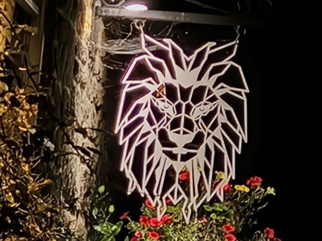 The White Lion Inn主图