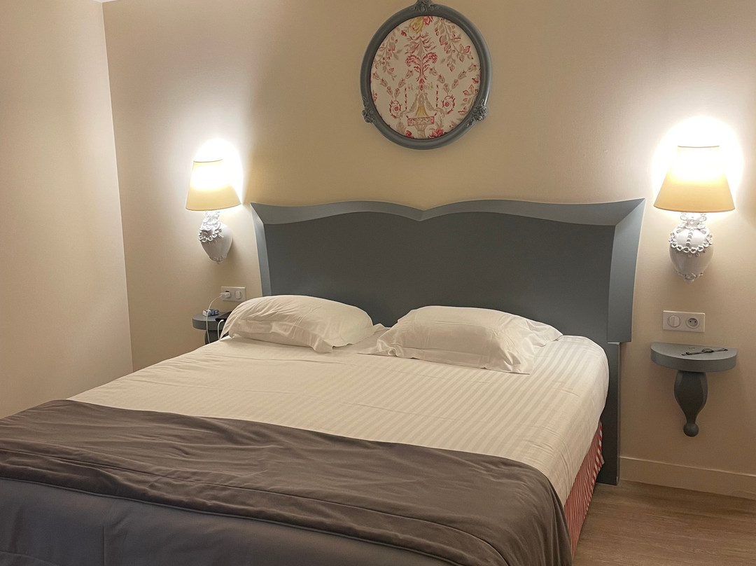 Relais des Trois Chateaux Hotel主图