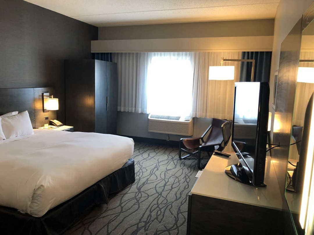 Doubletree By Hilton Racine Harbourwalk主图