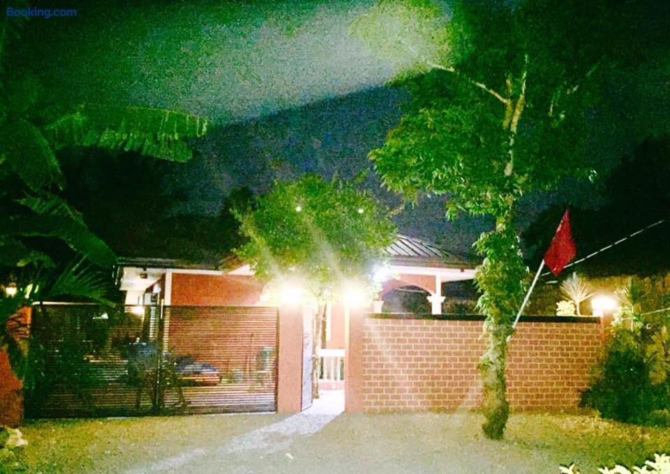 Poblacion酒店住宿-Lindstrom's Inn