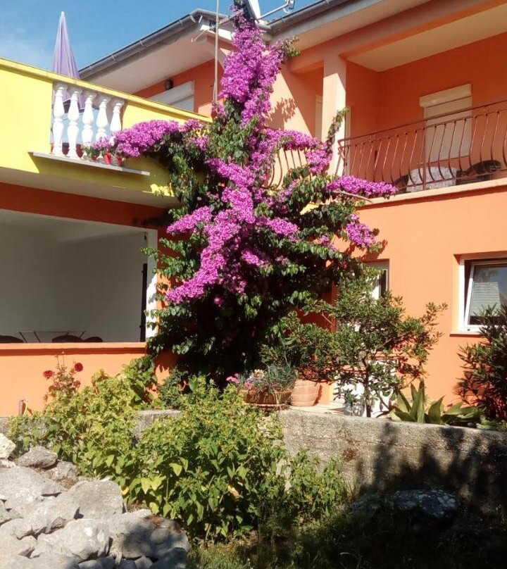 Apartments Mirjana