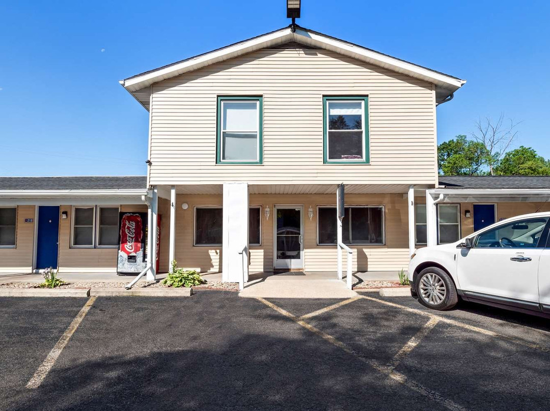 Americas Best Value Inn Jonesville Hillsdale