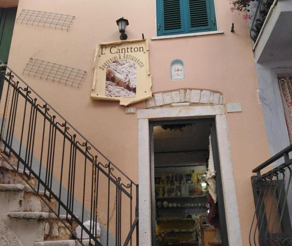 L' Canton B & B