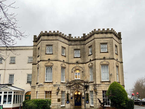 阿诺斯庄园酒店主图