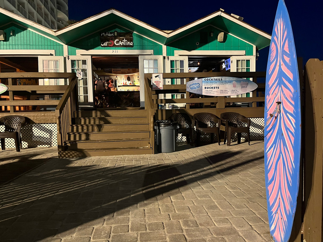 McAdoos Beach Bar-美特尔海滩必去景点