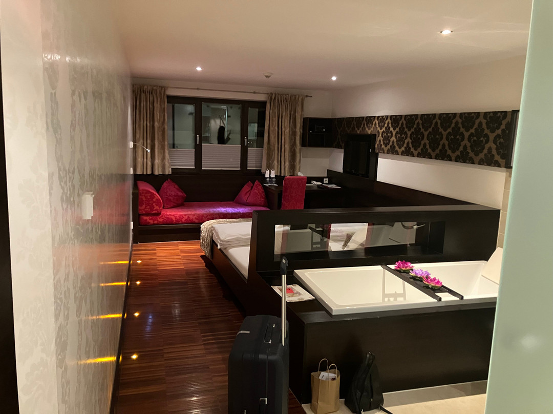 ...liebes Rot-Flüh主图