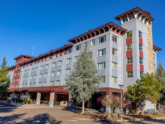 Seven Feathers Casino Resort主图