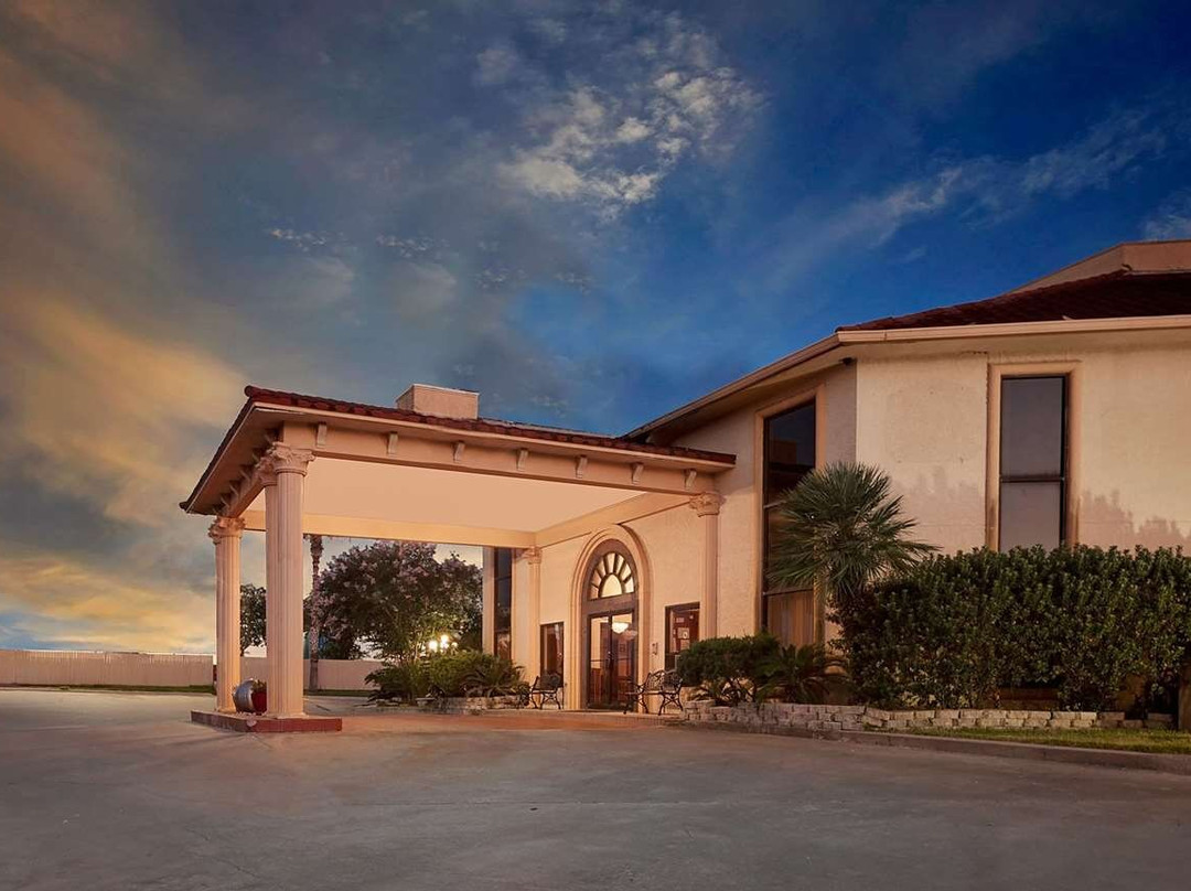 Banquete酒店住宿-Super 8 by Wyndham Corpus Christi Northwest