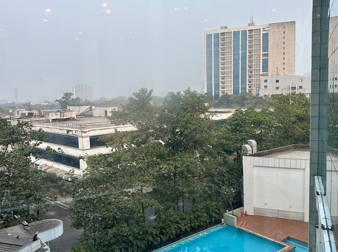 新孟买华美达大酒店主图