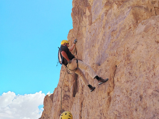 Cumbre Expediciones & Turismo Aventura-乌斯帕亚塔必去景点