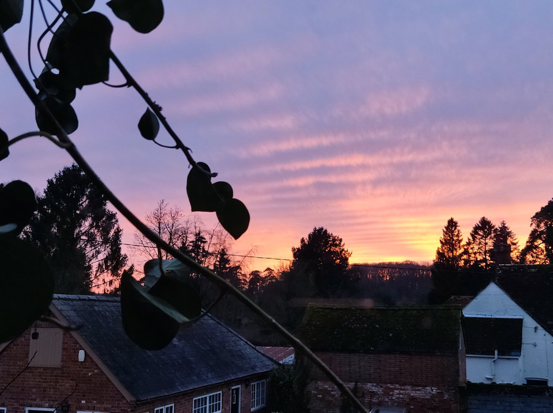 The Compasses Inn主图