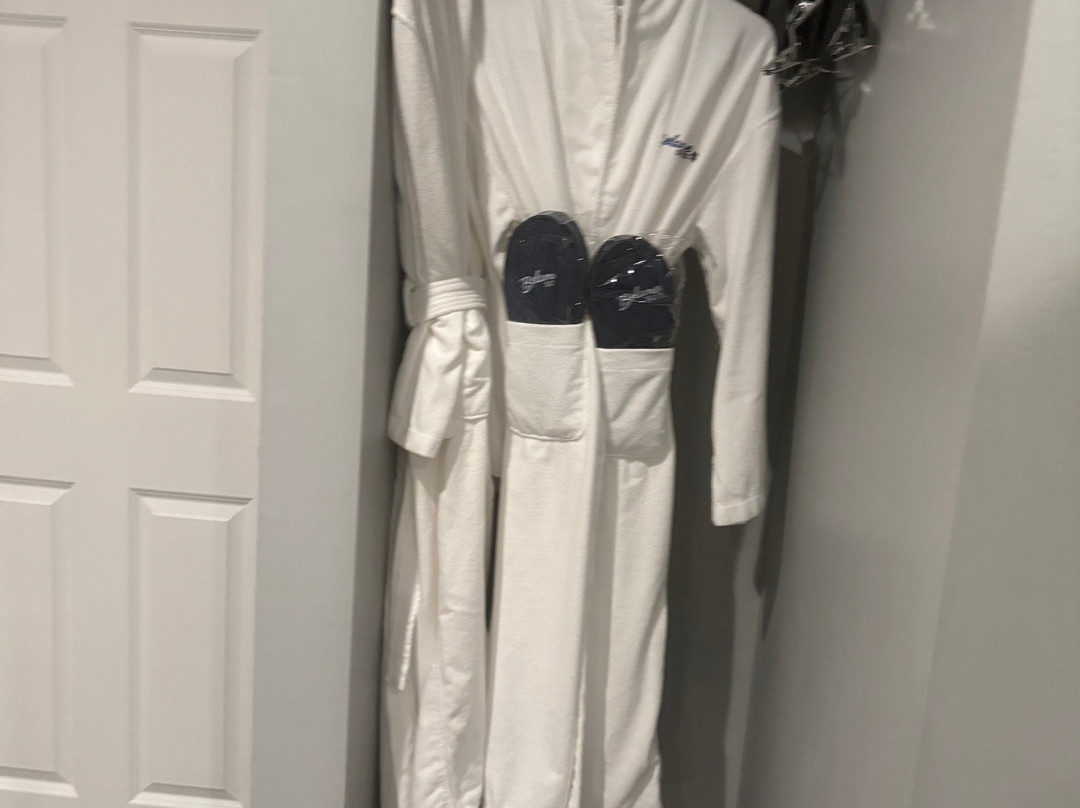 Belamere swimming pool suites主图