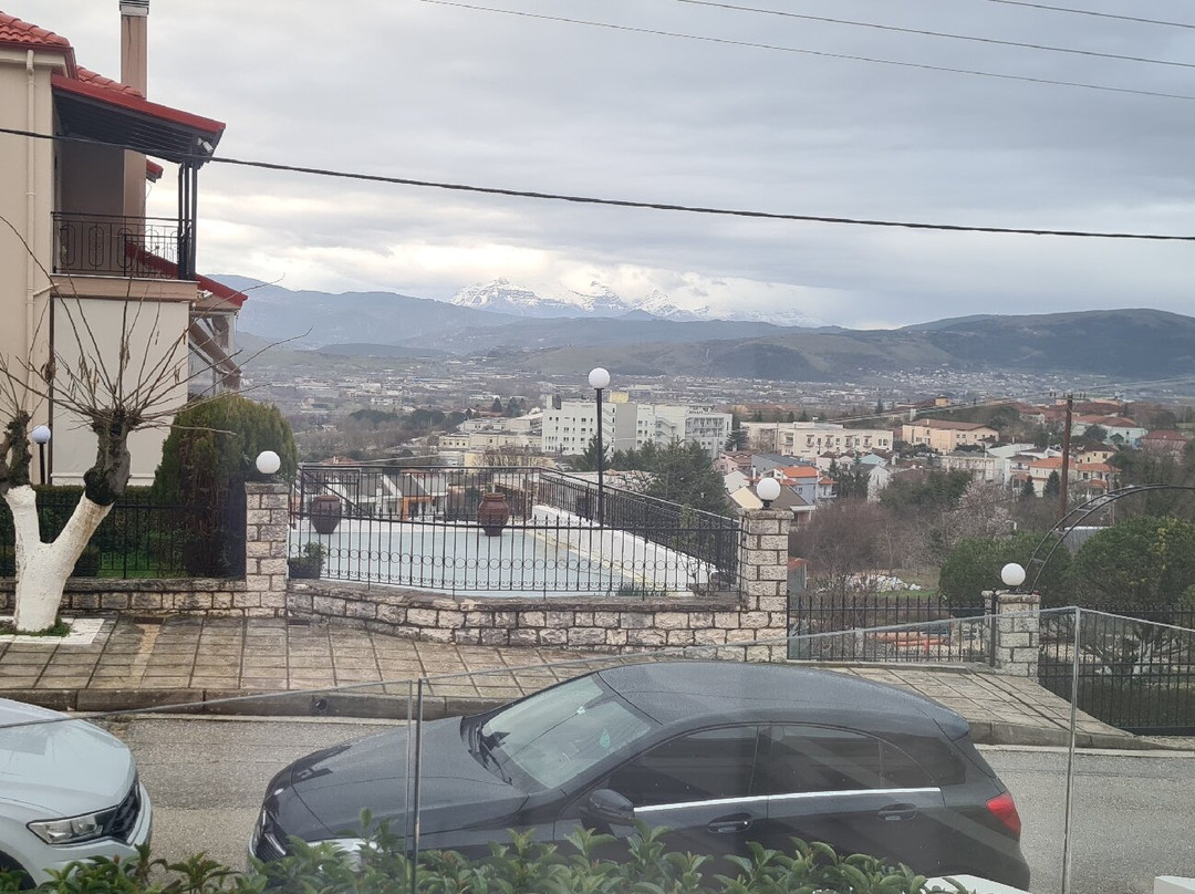 City Hill Luxury Apartments主图