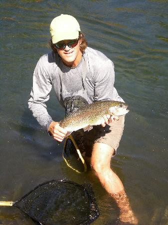 Oasis Springs Flyfishing and Dude Ranch主图