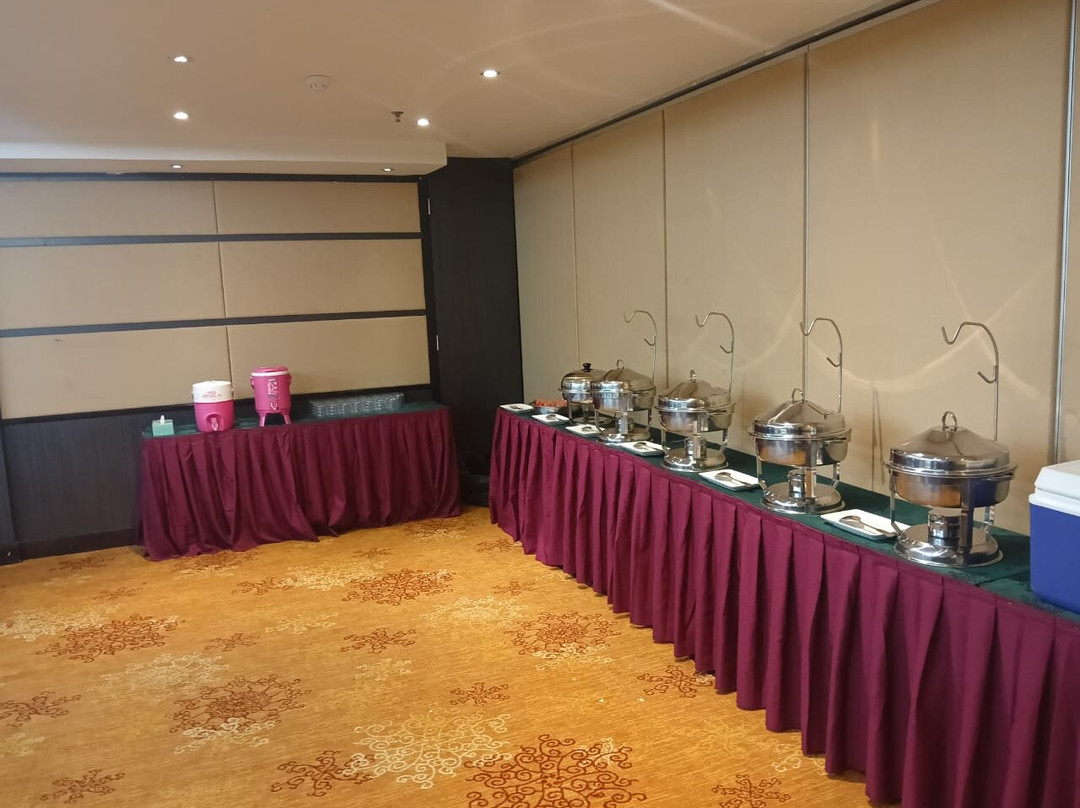 京那巴鲁大亚湾酒店主图
