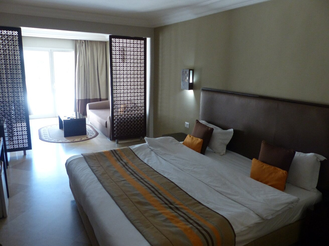 Hotel Continental主图