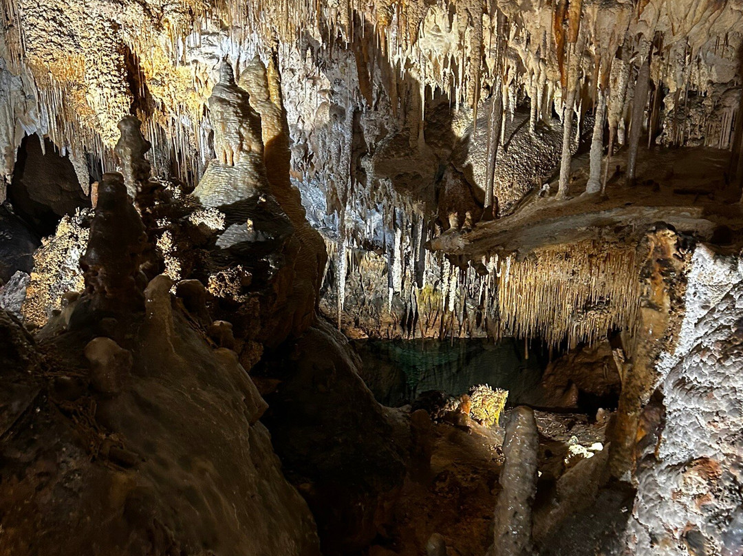 Crystal & Fantasy Caves-Hamilton Parish必去景点