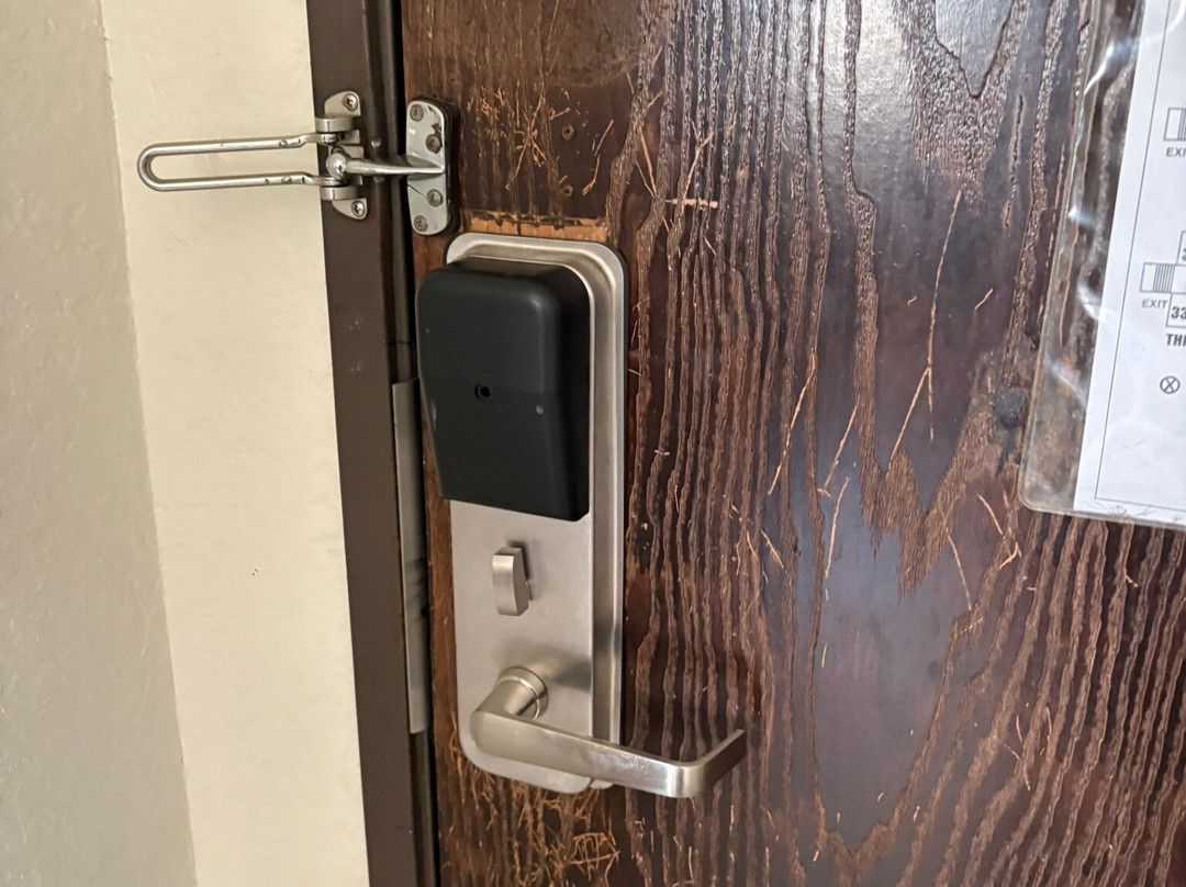 Super 8 by Wyndham Independence Kansas City主图