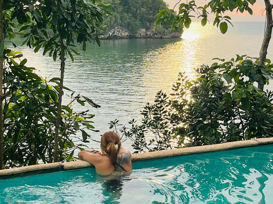 Tinagong Dagat Island Resort主图