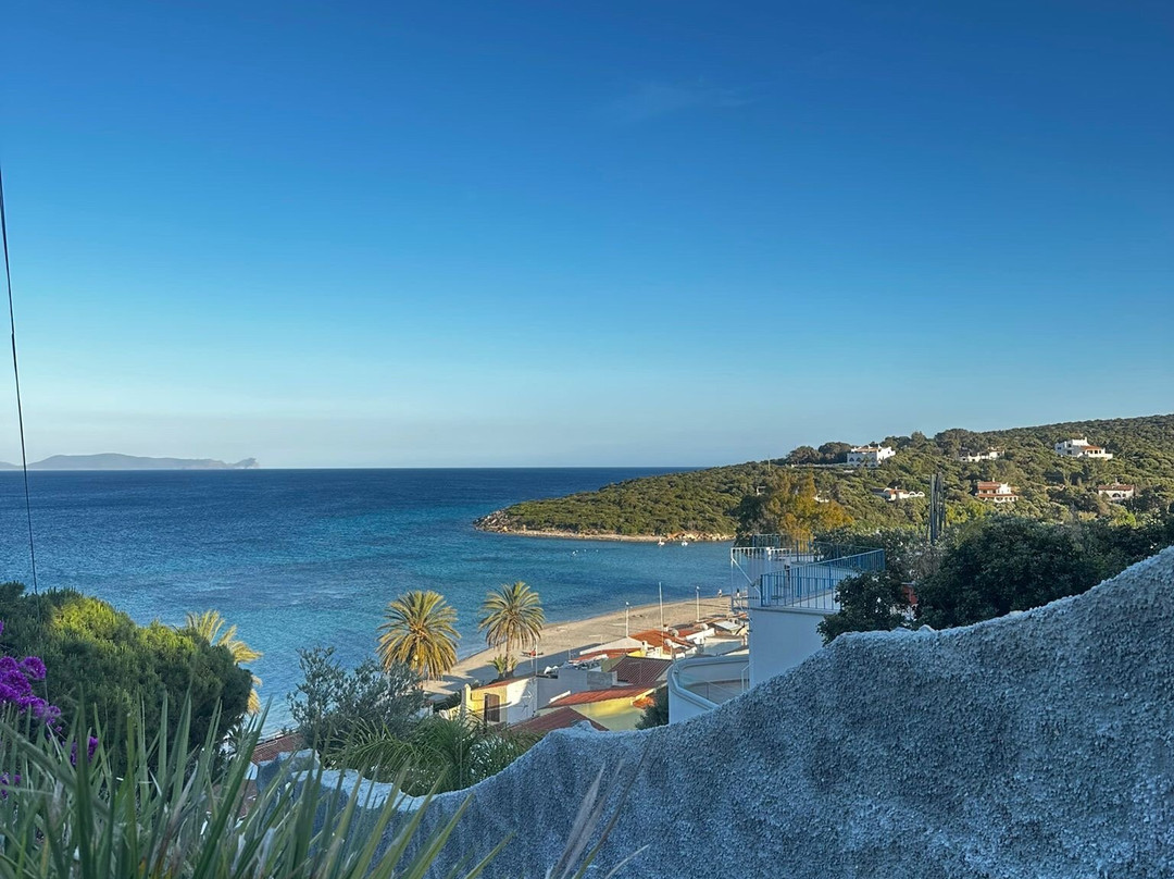 Maladroxia Beach-Isola di Sant Antioco必去景点