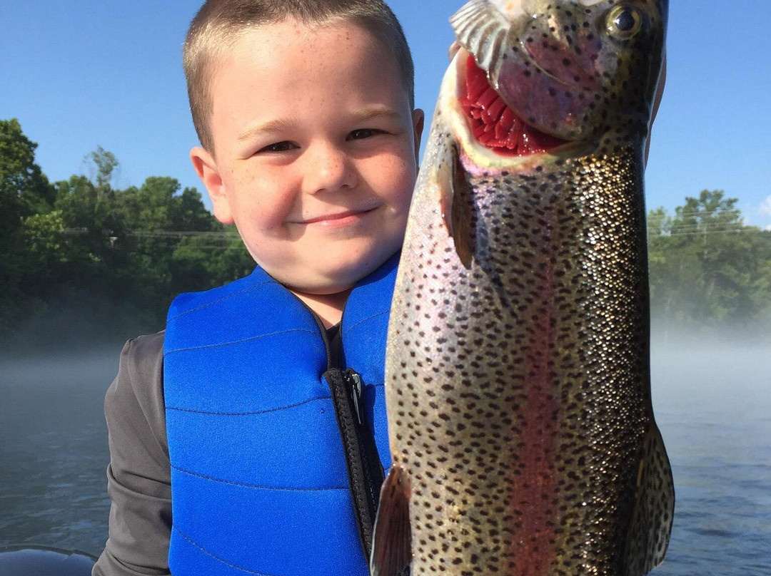 John Sappington's Branson Fishing Guide Service-布兰森必去景点