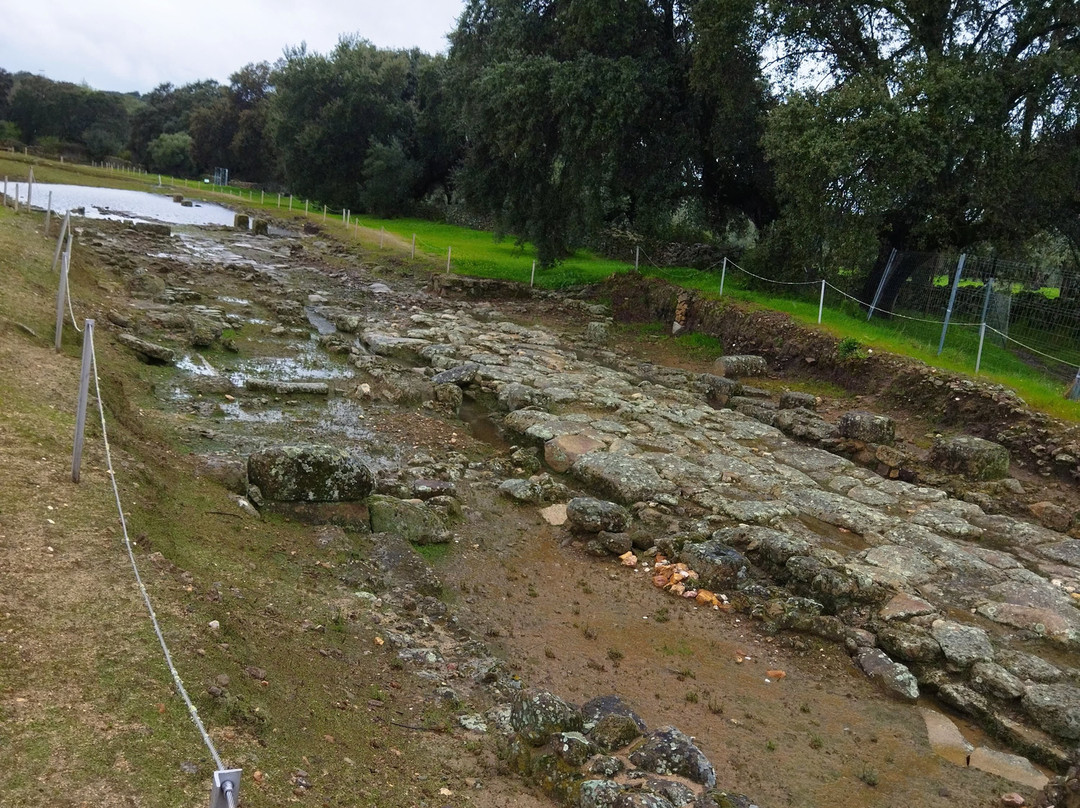 Ciudad romana de Cáparra-Oliva de Plasencia必去景点