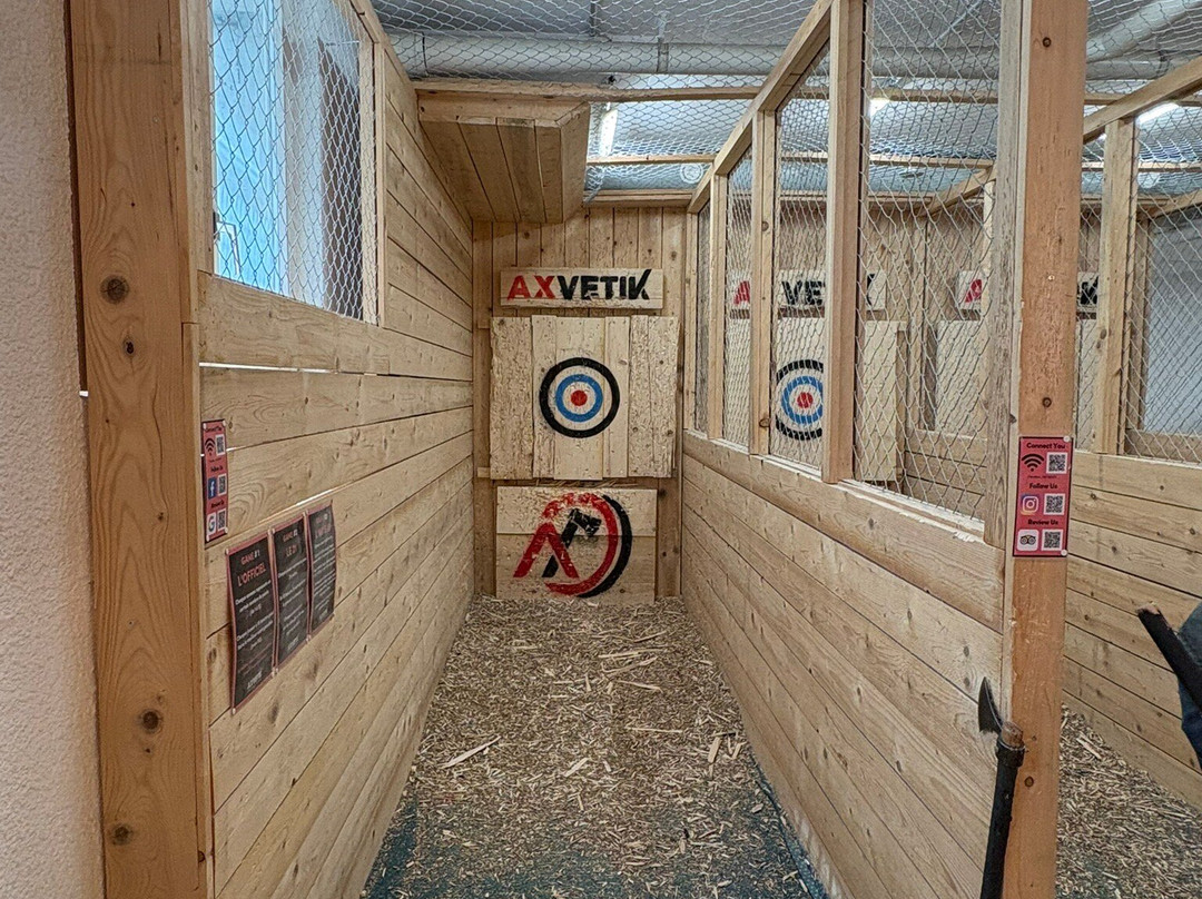 Axvetik Helvetic Axe Throwing-日内瓦必去景点