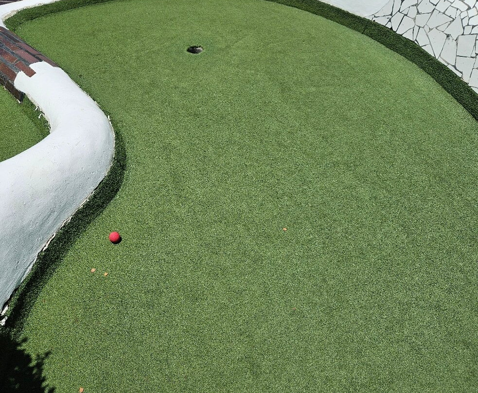 Parque Santiago Mini Golf-美洲海滩必去景点