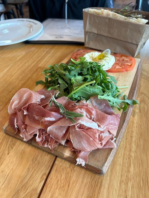 Mister O1 Extraordinary Pizza - Sandy Springs