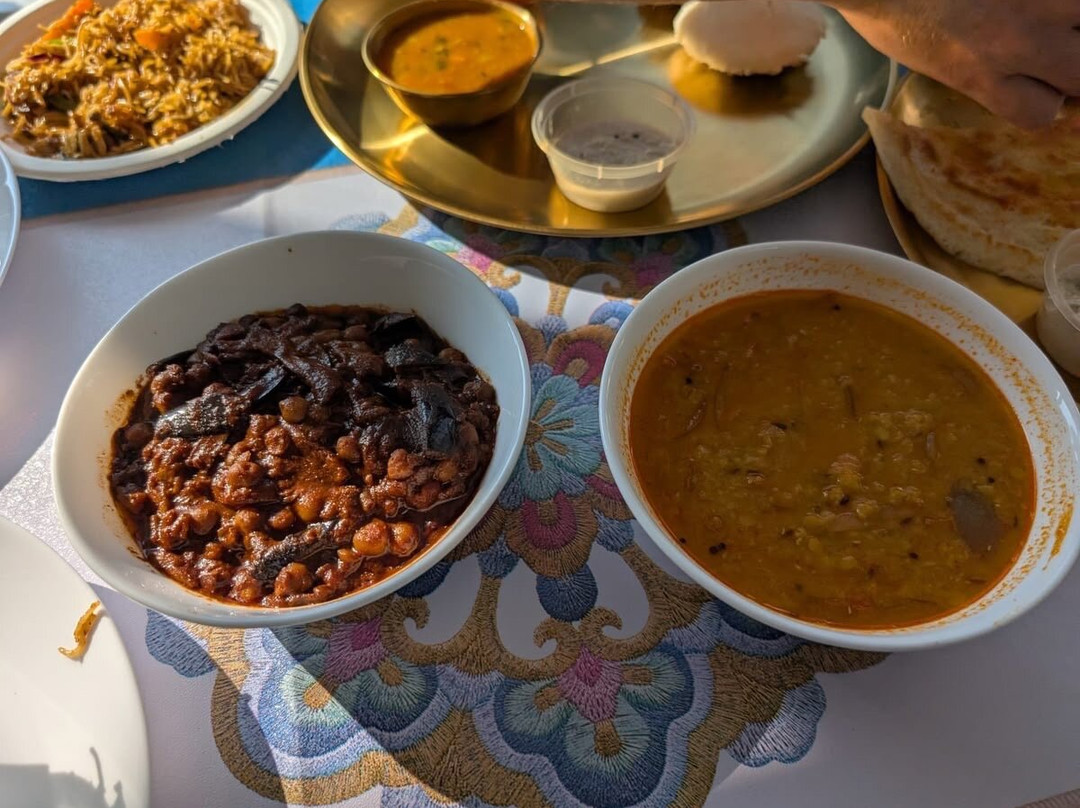 Thisha Curry House
