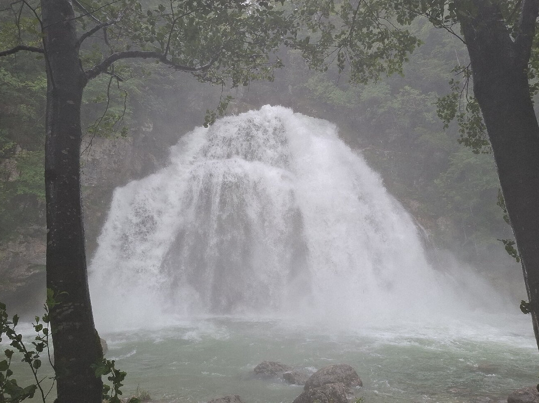 Virje Waterfall-博韦茨必去景点