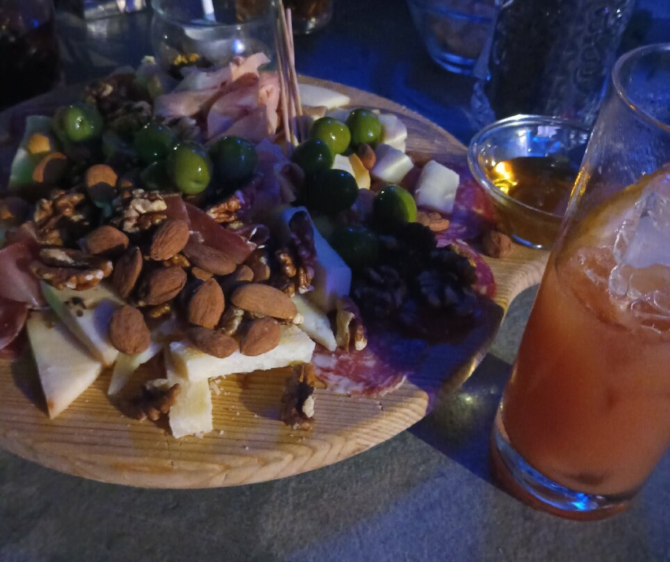 Nereis Soundrink Bar-Baiae必去景点