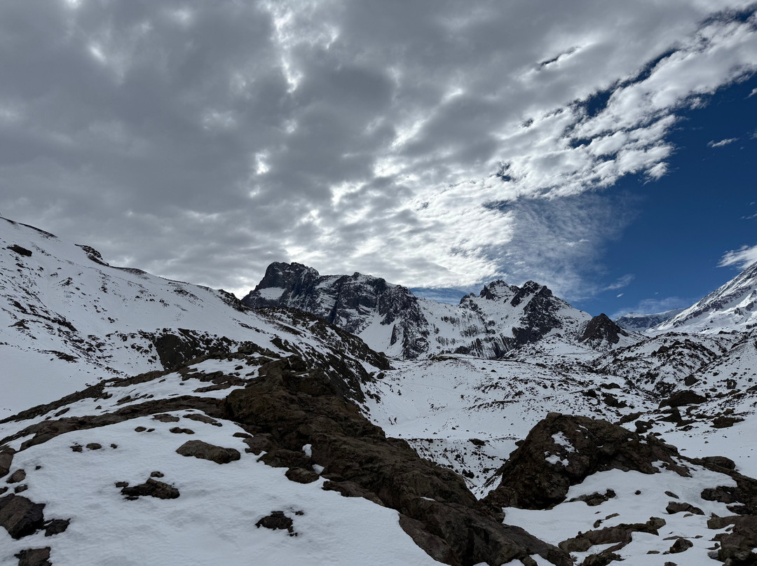 AndoAndes - Day Tours-圣地亚哥必去景点