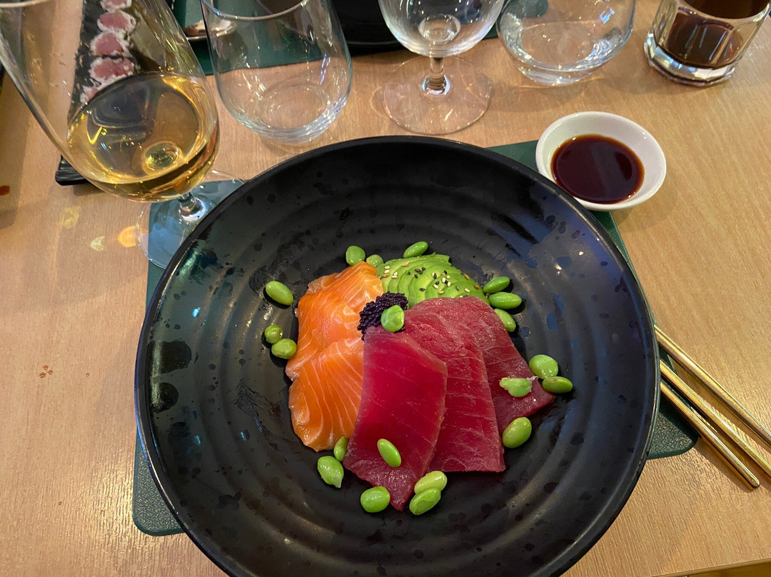 Ozuki Sushi And Pan Asian Cuisine