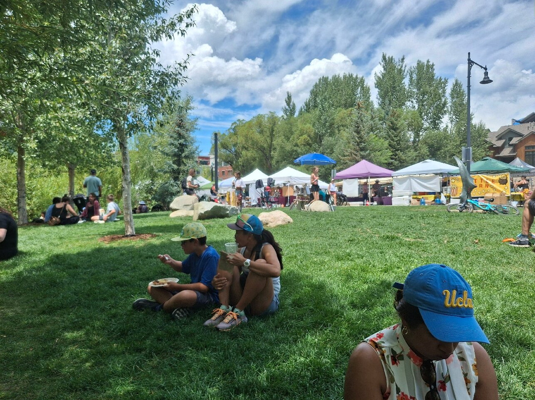 Routt National Forest-斯廷博特斯普林斯必去景点