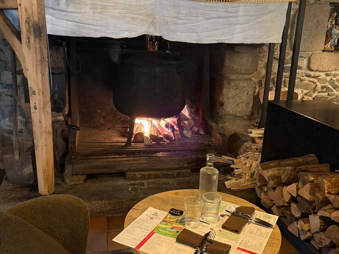 Au Char a Bancs主图