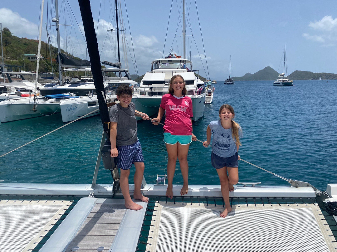 Voyage Charters-托土拉必去景点