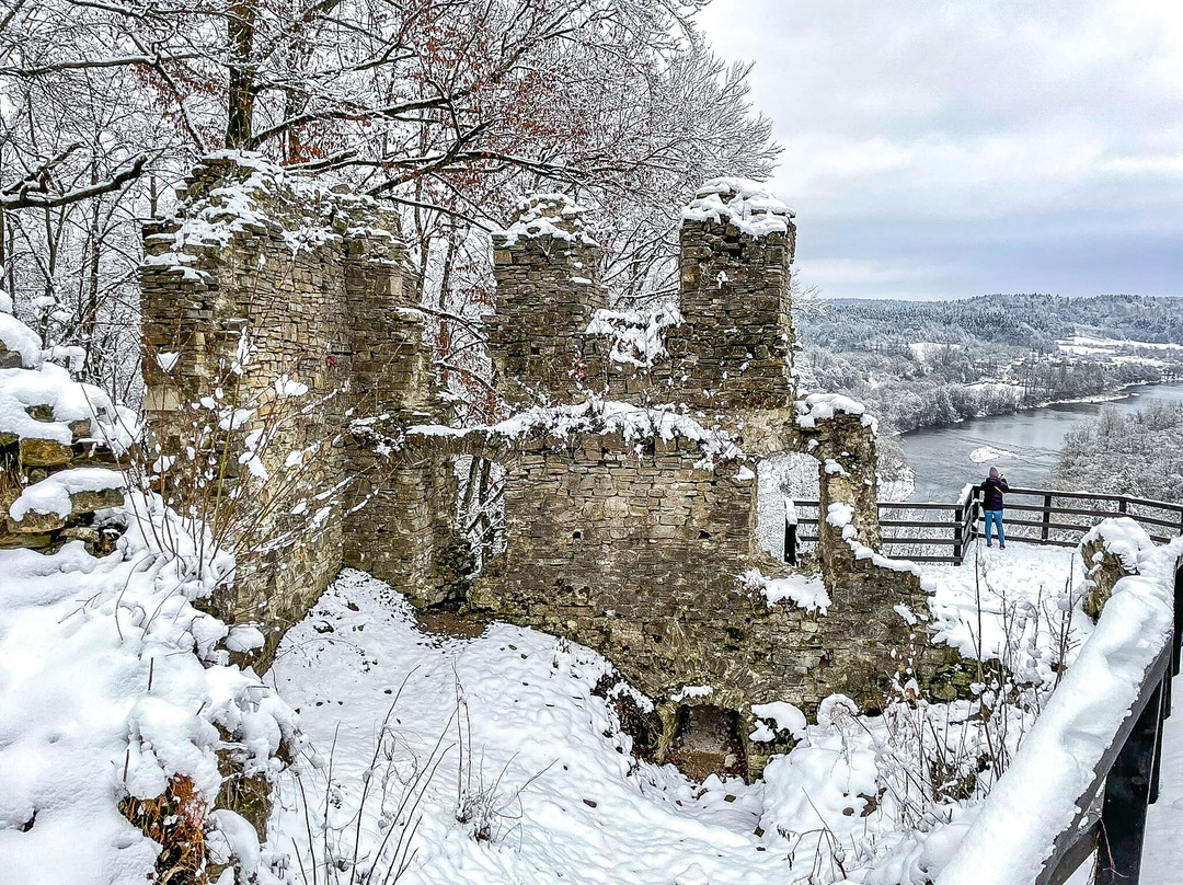 Ruiny Zamku Sobień-Zaluz必去景点