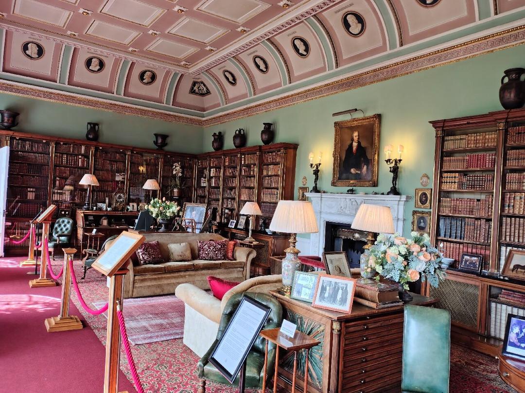 Bowood House & Gardens-Derry Hill必去景点