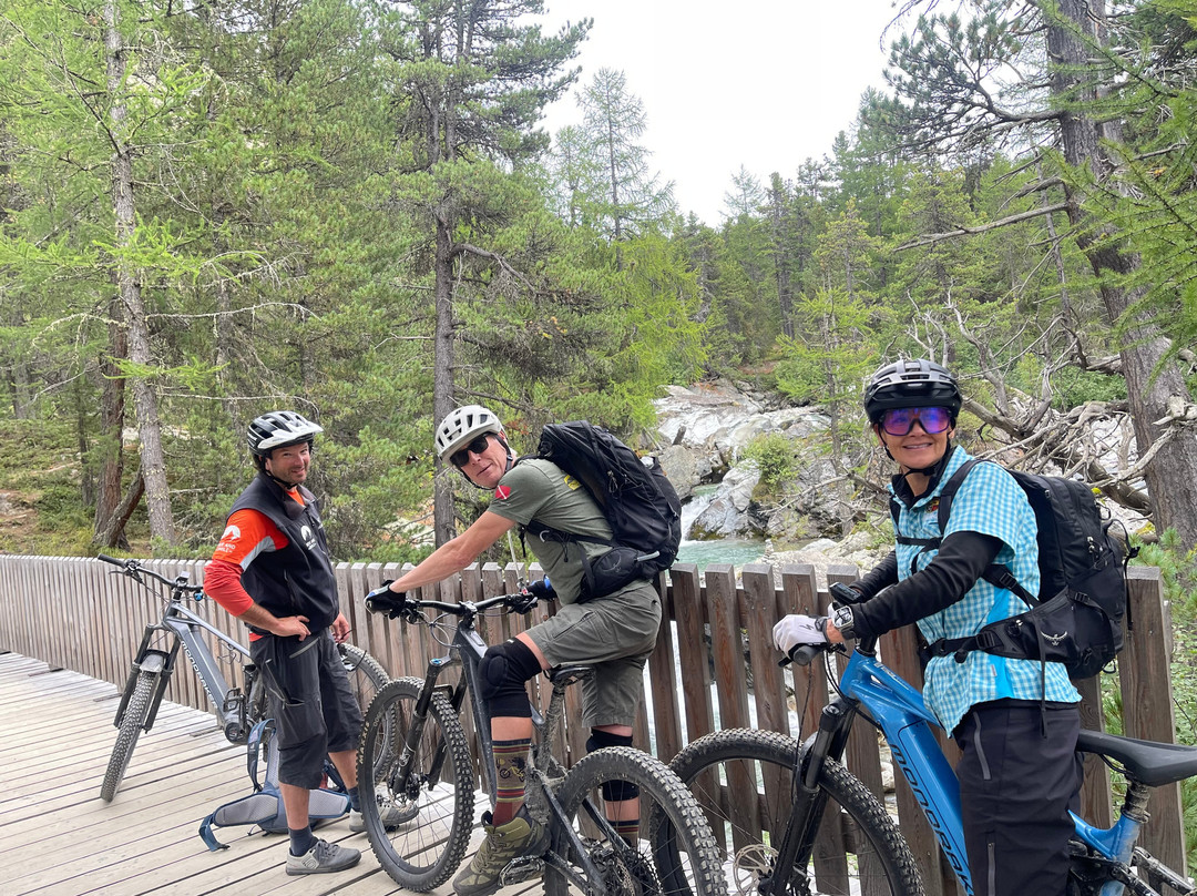 Ride and Smile-克洛斯特必去景点