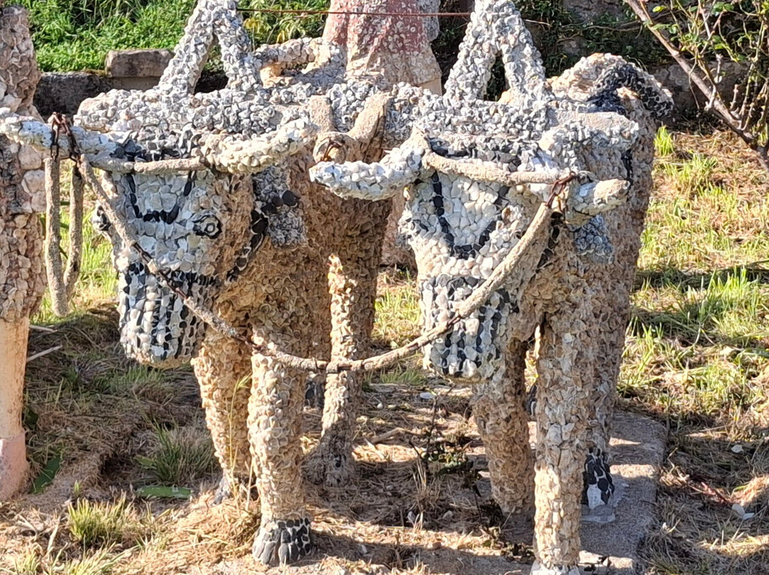 Esculturas de Manuel Erosa ( o palomo))-Caldas de Reis必去景点