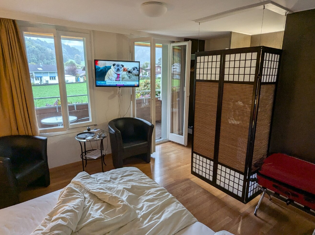 圣母峰酒店主图