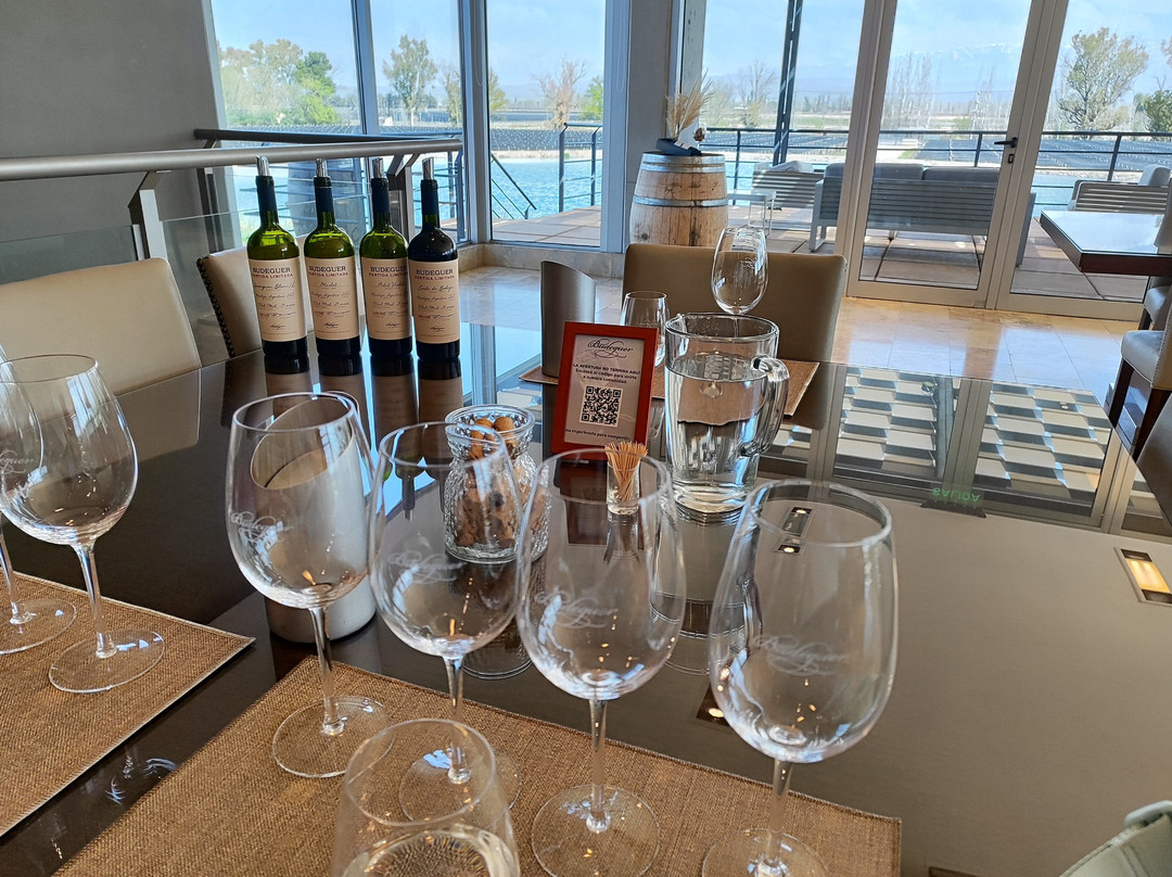 Bodega Budeguer-阿格雷洛必去景点