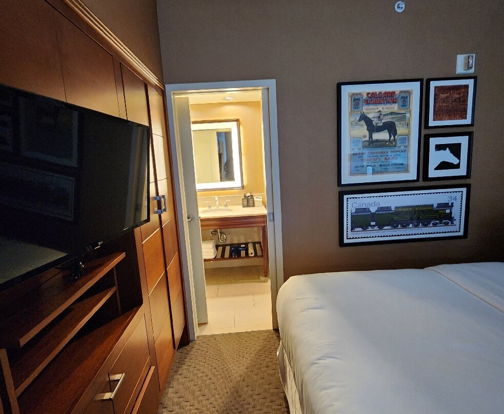 Sheraton Suites Calgary Eau Claire主图