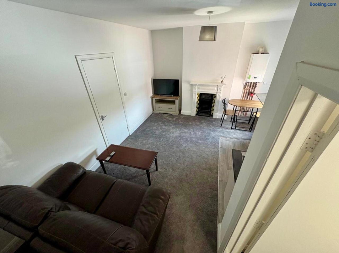 Marmion House Apartments