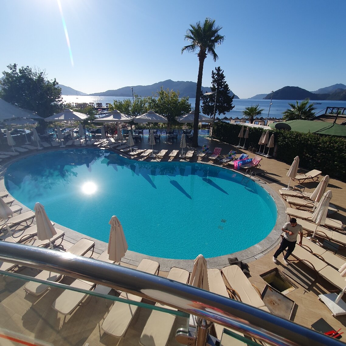 Sunrise Hotel-官方